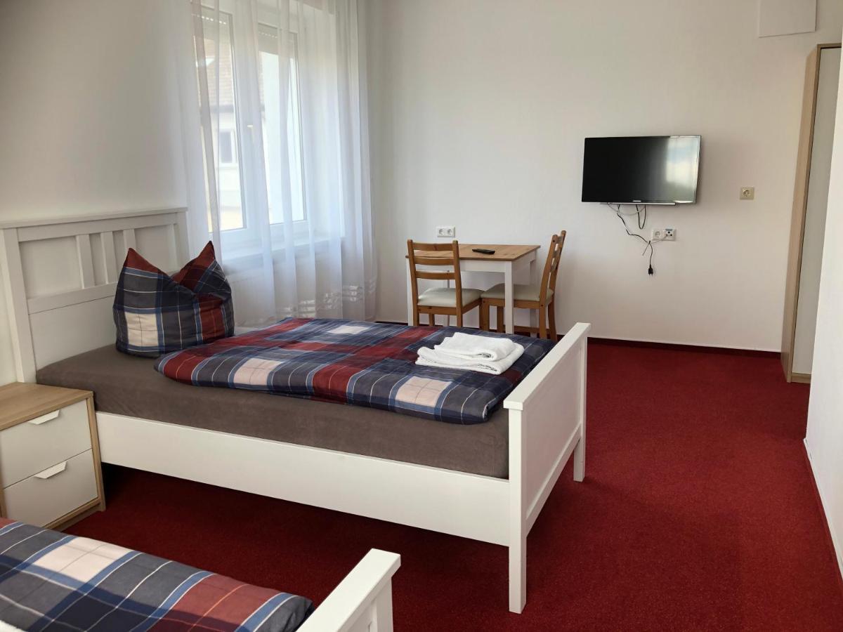 Jimmy Gastronomie & Uebernachtung Hotell Altheim  Eksteriør bilde
