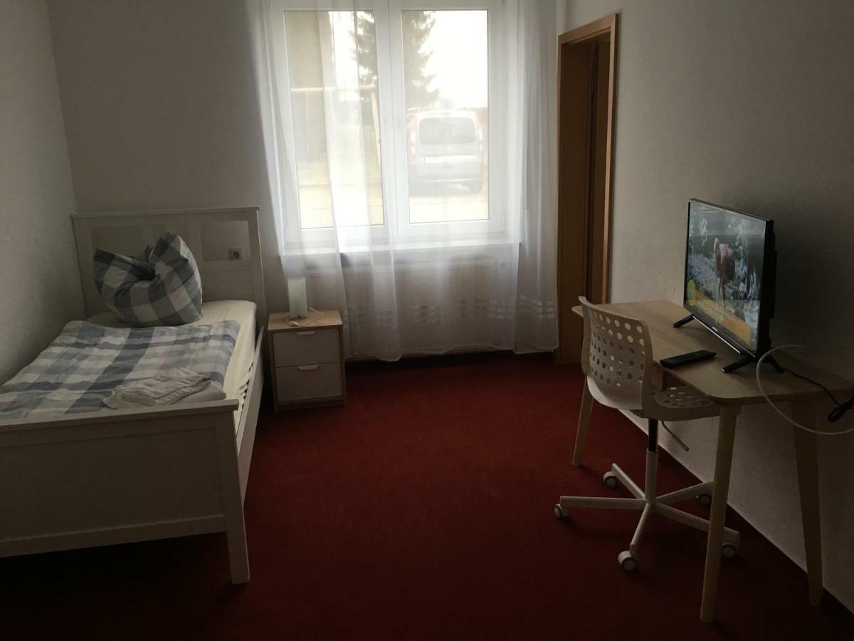 Jimmy Gastronomie & Uebernachtung Hotell Altheim  Eksteriør bilde