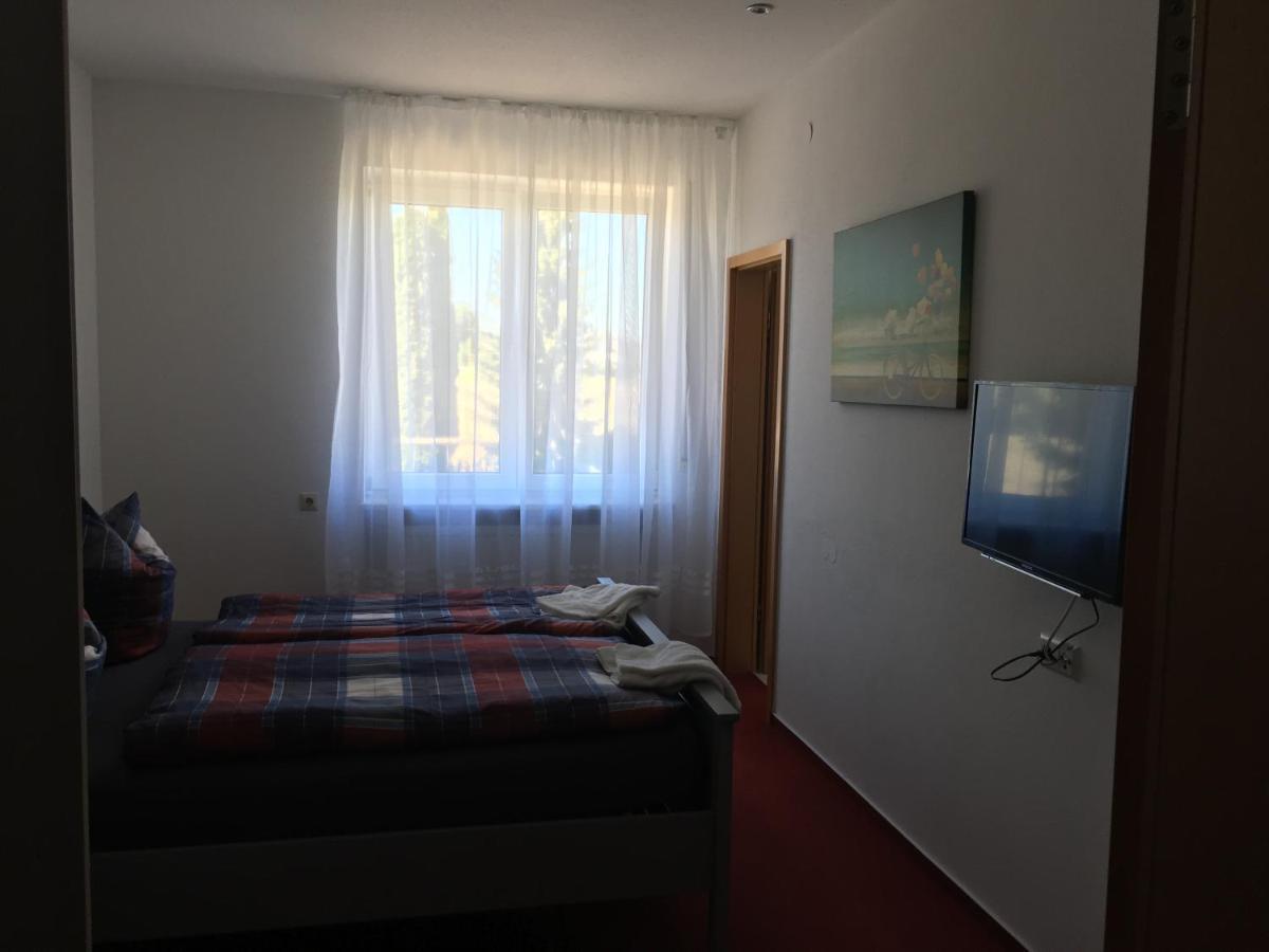 Jimmy Gastronomie & Uebernachtung Hotell Altheim  Eksteriør bilde